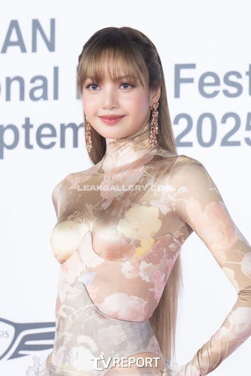 Lalalalisa_m Exclusive Leaked Nude OnlyFans #11026084