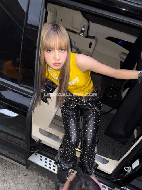 Lalalalisa_m Exclusive Leaked Nude OnlyFans #11055622