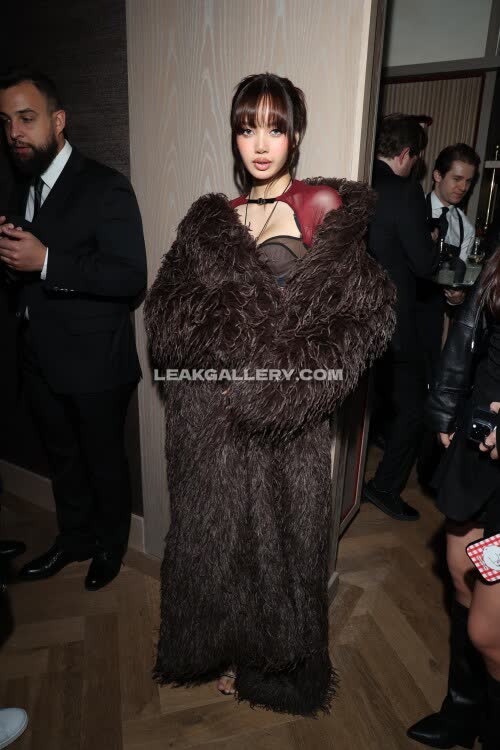 Lalalalisa_m Exclusive Leaked Nude OnlyFans #11044649