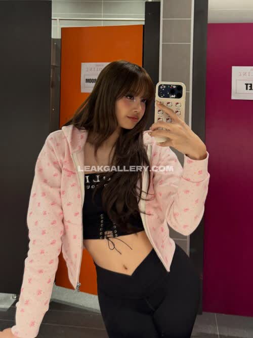 Lalalalisa_m Exclusive Leaked Nude OnlyFans #11036531