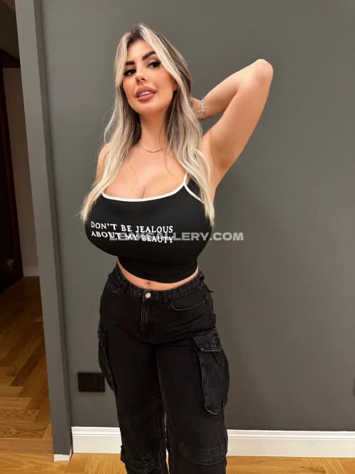 Lali957xx Exclusive Leaked Nude OnlyFans #11824292