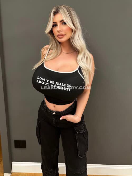 Lali957xx Exclusive Leaked Nude OnlyFans #11837836