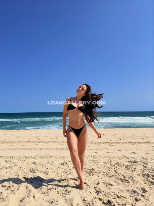 Larissamanoela Exclusive Leaked Nude OnlyFans #11343200