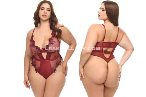 Latinaqueen__ / jennieftb_ / latinqueenxo Exclusive Leaked Nude OnlyFans #11452580