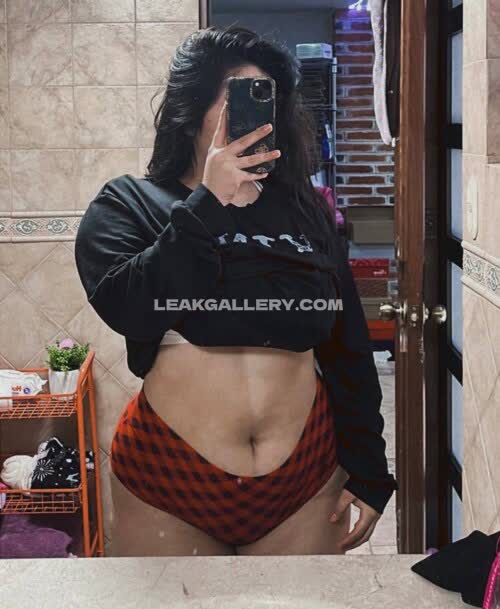 Lauracaballero Exclusive Leaked Nude OnlyFans #11905217