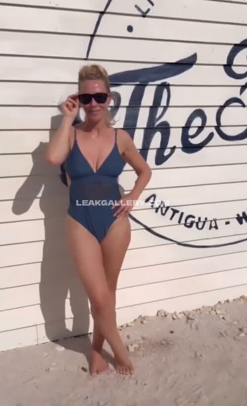 Laurahamiltontv Exclusive Leaked Nude OnlyFans #11251954
