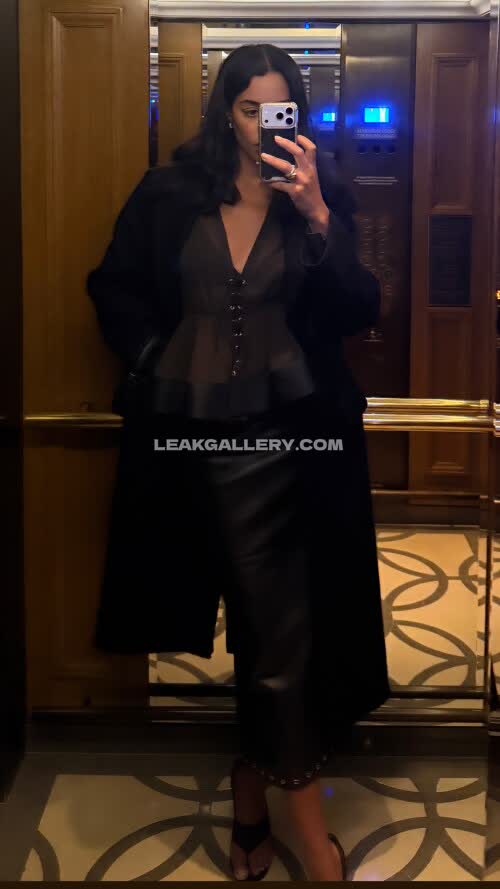 Lauraharrier Exclusive Leaked Nude OnlyFans #11101403