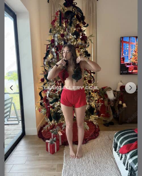 Laurenrossi / rossitakes Exclusive Leaked Nude OnlyFans #11669512