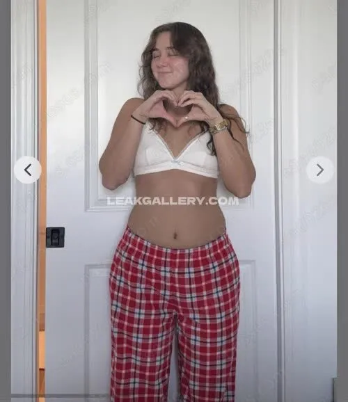 Laurenrossi / rossitakes Exclusive Leaked Nude OnlyFans #11657298
