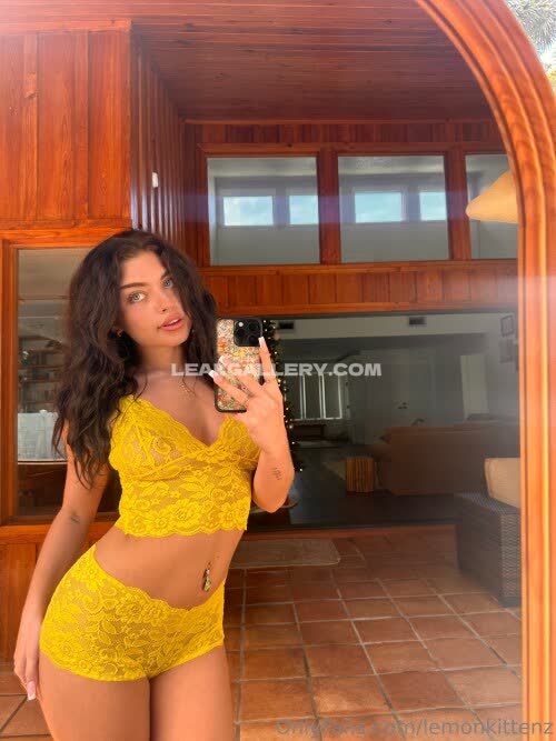 Lemonkittenz / tak0bell Exclusive Leaked Nude OnlyFans #12037682