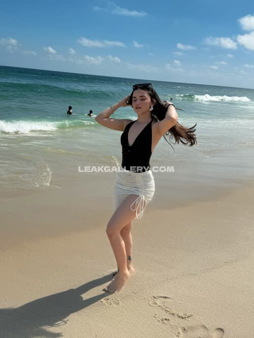 Leticiapedro Exclusive Leaked Nude OnlyFans #11724411