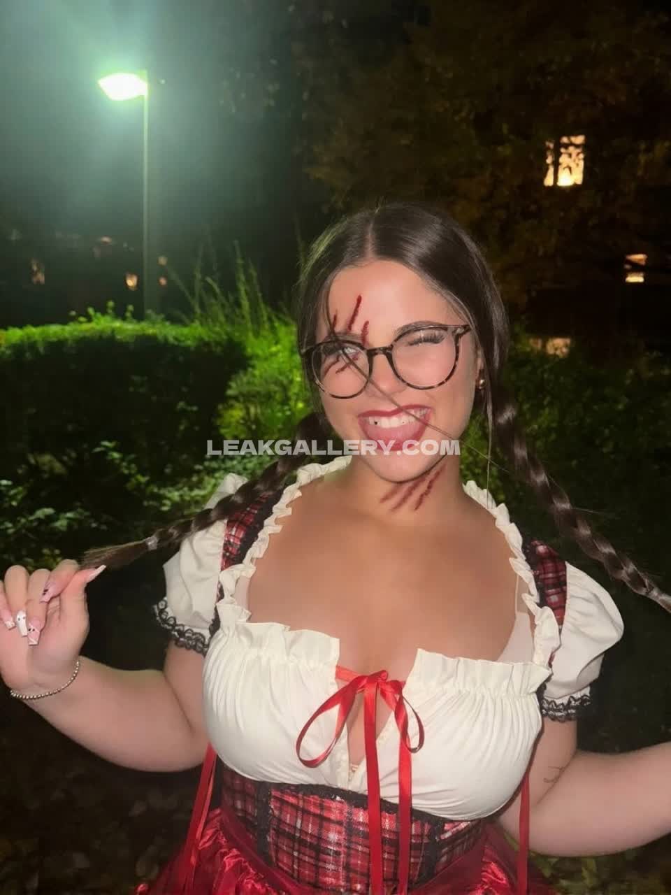 Lil.lilou.secret... / lil.lilou.secret / liloussecret Exclusive Leaked Nude OnlyFans #11396820