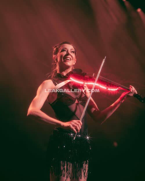 Lindseystirling Exclusive Leaked Nude OnlyFans #10980504