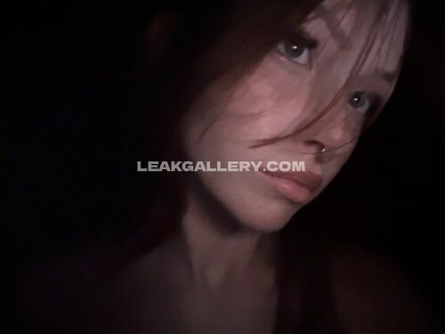 Linziier Exclusive Leaked Nude OnlyFans #11412292