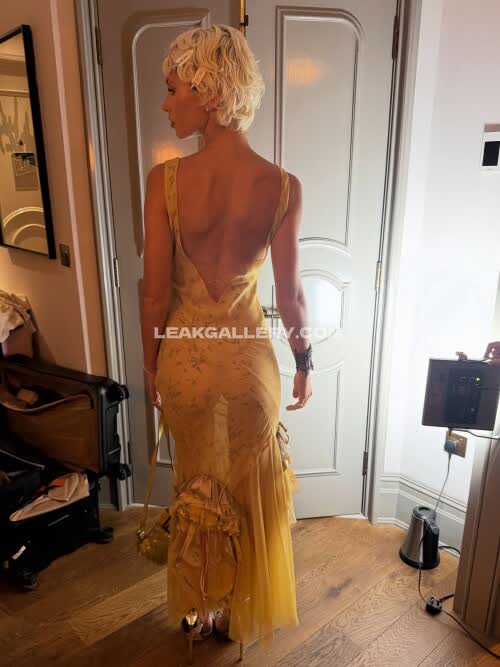 Lirisaw Exclusive Leaked Nude OnlyFans #11732116