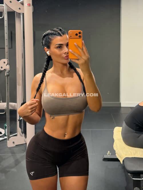 Lisadelpiero Exclusive Leaked Nude OnlyFans #11124378