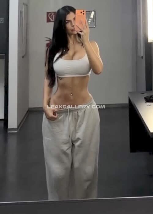 Lisadelpiero Exclusive Leaked Nude OnlyFans #11147090