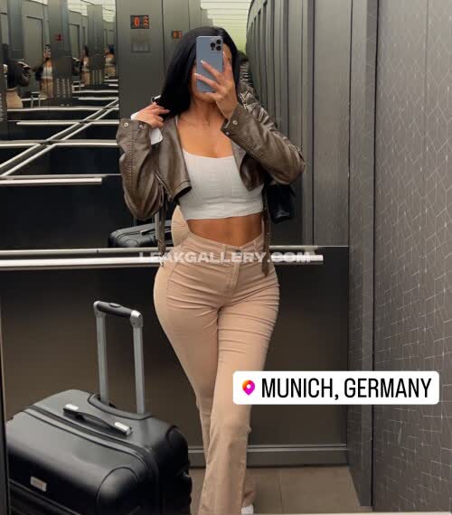 Lisadelpiero Exclusive Leaked Nude OnlyFans #11153923