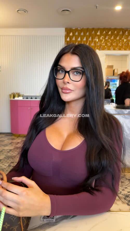 Lisadelpiero Exclusive Leaked Nude OnlyFans #11098972