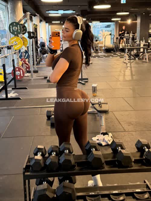 Lisadelpiero Exclusive Leaked Nude OnlyFans #11135790