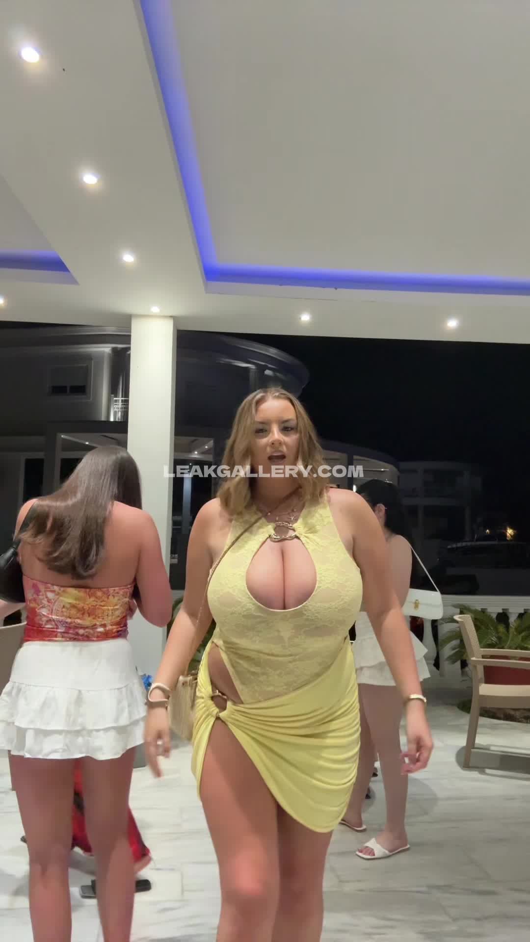 Liv.jones3 Exclusive Leaked Nude OnlyFans #10963455