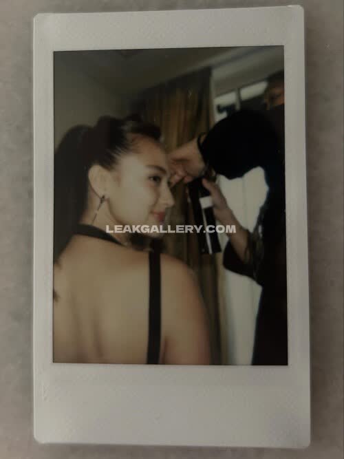 Lola.tung Exclusive Leaked Nude OnlyFans #11371839