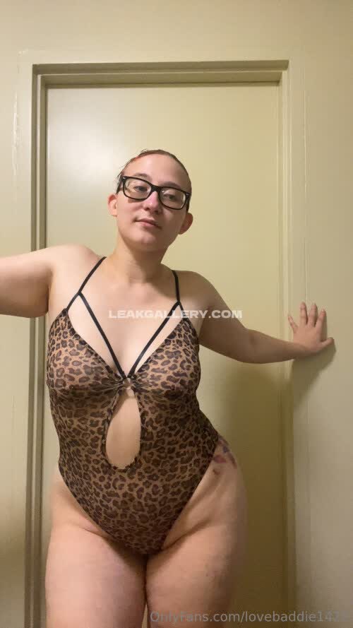 Lovebaddie22_lovebaddie1422 Exclusive Leaked Nude OnlyFans #12061417
