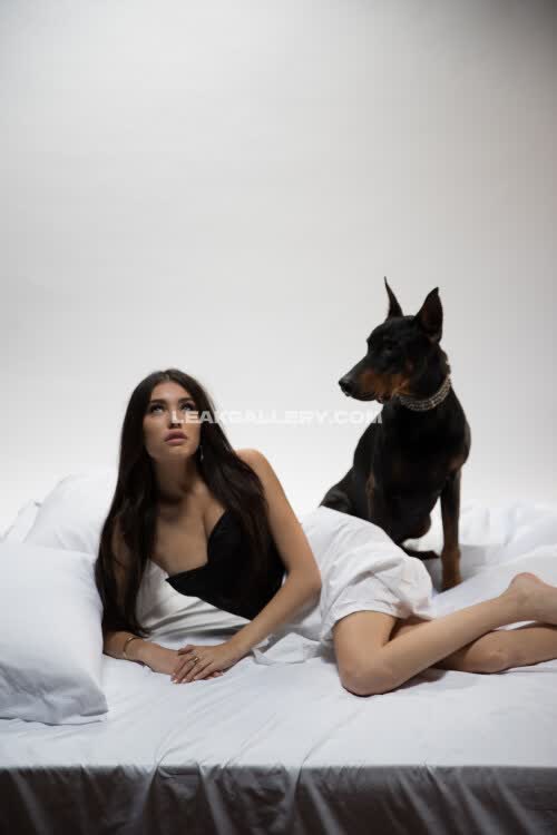 Madisonbeer Exclusive Leaked Nude OnlyFans #11284410
