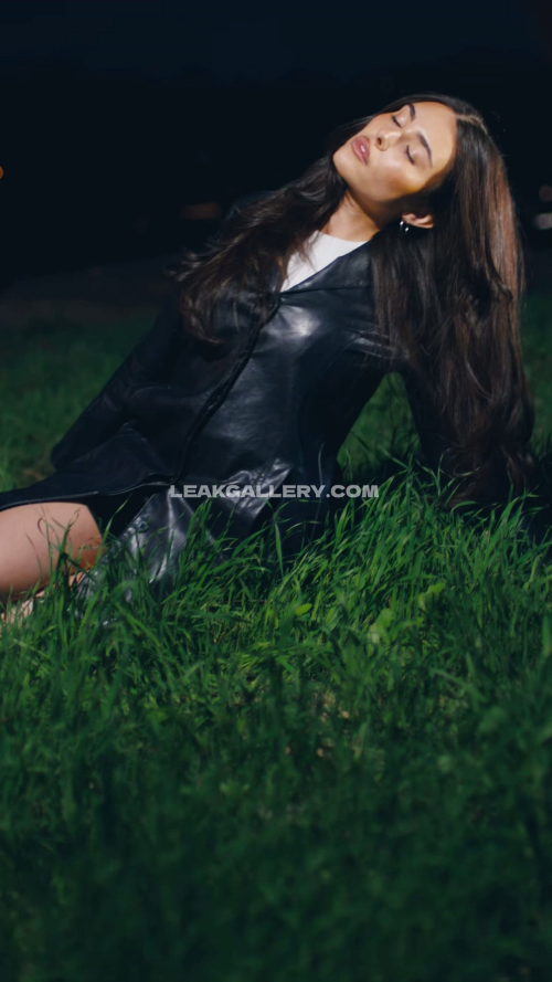 Madisonbeer Exclusive Leaked Nude OnlyFans #11303205