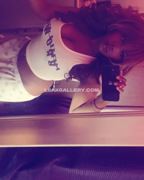 Maxikyss Exclusive Leaked Nude OnlyFans #11010083