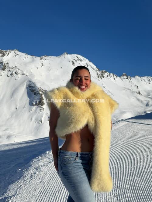 Mayasnostalgia Exclusive Leaked Nude OnlyFans #11834459