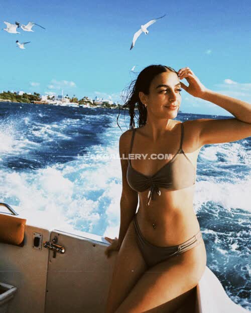Melinadepiano Exclusive Leaked Nude OnlyFans #11499547