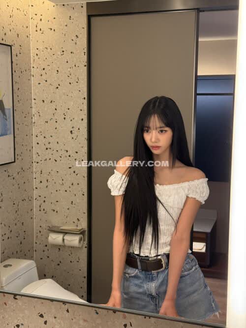 Meovv.sooin Exclusive Leaked Nude OnlyFans #11043638