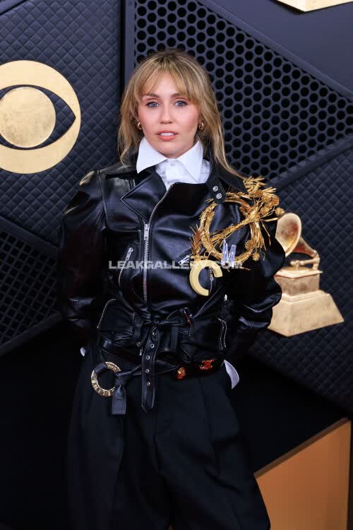 Mileycyrus OnlyFans Nudi in Esclusiva Trapela #11770158