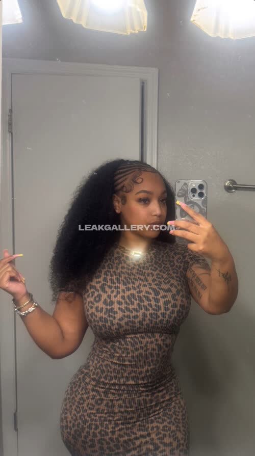 Milkchaike Exclusive Leaked Nude OnlyFans #11177420