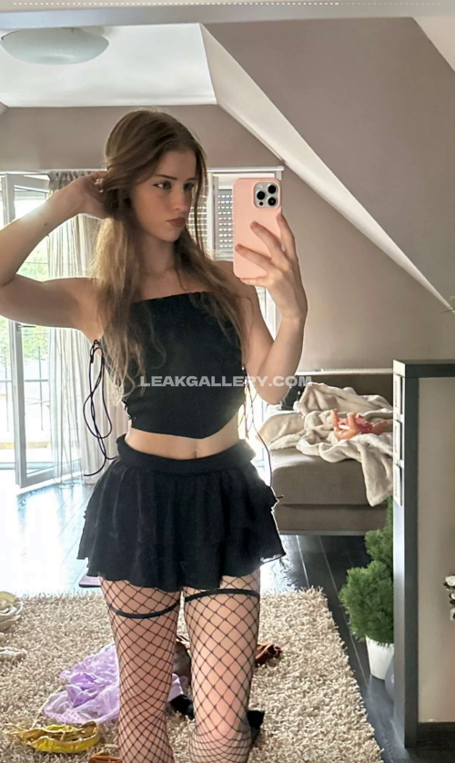 Mira004 / mira.004 Exclusive Leaked Nude OnlyFans #11623704