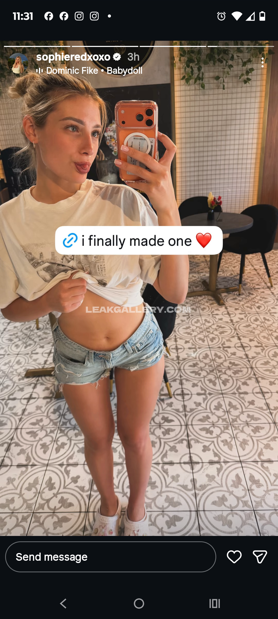 Moistoneir / moistoneirr / sophiamois Exclusive Leaked Nude OnlyFans #11689579