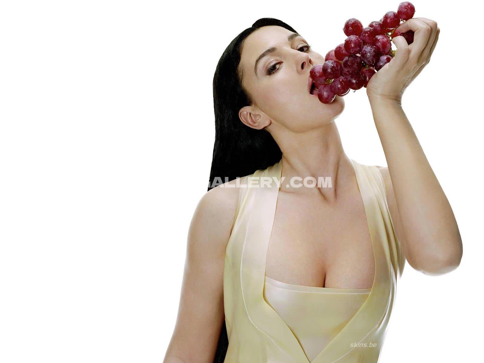 Monica_bellucci Exclusive Leaked Nude OnlyFans #11290360