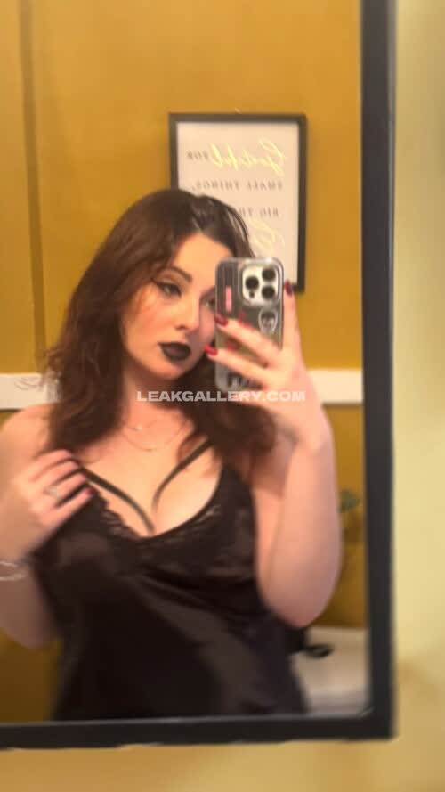 Mrs.christinagreen Exclusive Leaked Nude OnlyFans #11918180