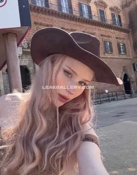 nikkibeiar