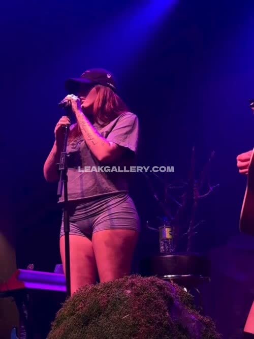 Noahcyrus Exclusive Leaked Nude OnlyFans #11787519