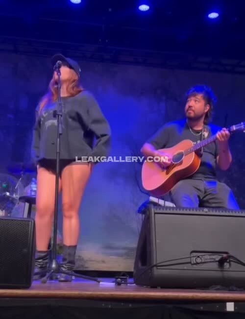 Noahcyrus Exclusive Leaked Nude OnlyFans #11764071