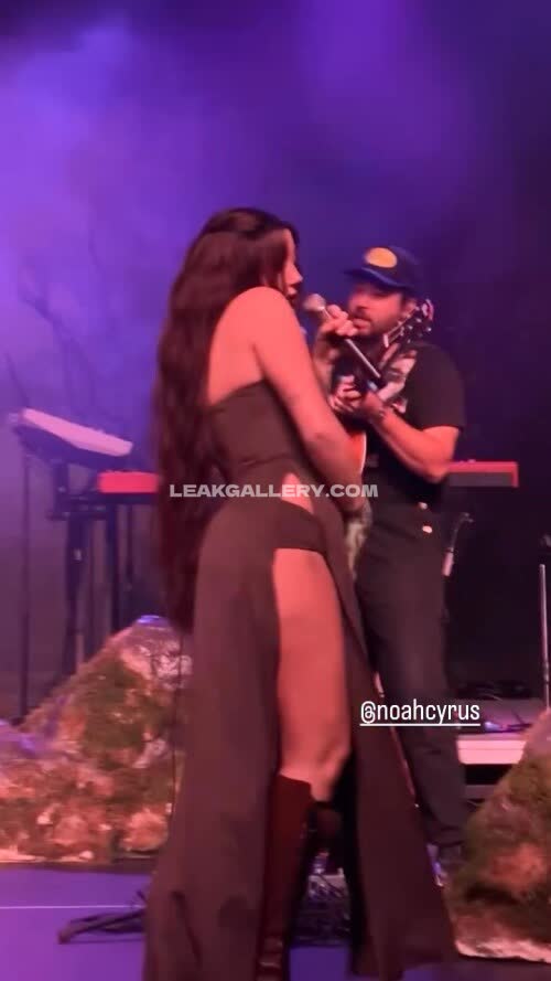 Noahcyrus Exclusive Leaked Nude OnlyFans #11768139
