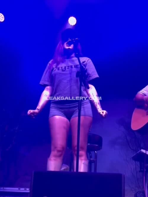 Noahcyrus Exclusive Leaked Nude OnlyFans #11797680