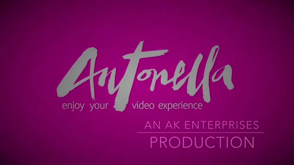 official_antonellakahllo