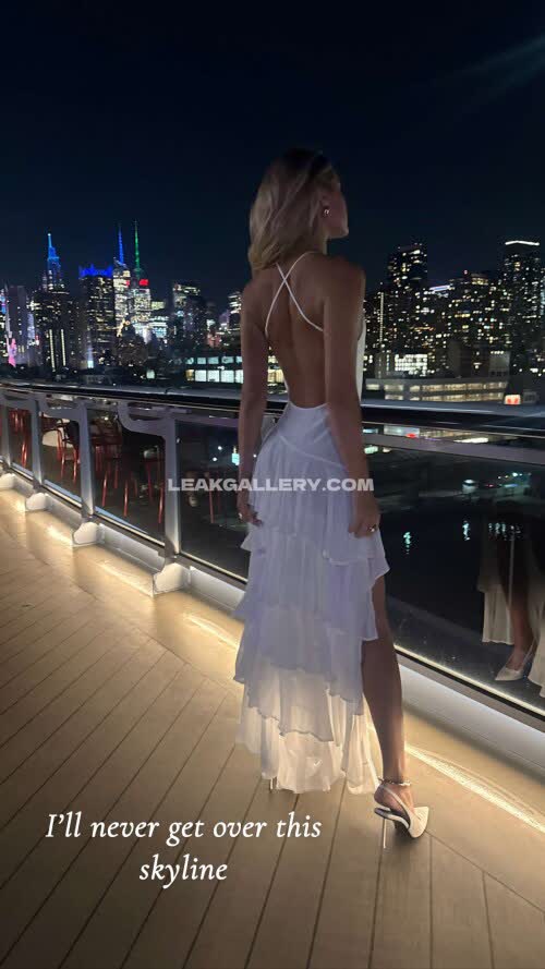 Oliviaponton / Olivia.ponton Exclusive Leaked Nude OnlyFans #12015343