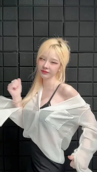 pang3pongsow video thumbnail