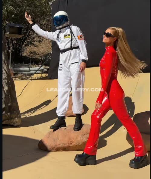 Parishilton OnlyFans Nudi in Esclusiva Trapela #11176407