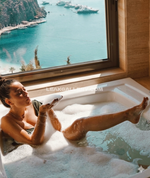 Pelinakil Exclusive Leaked Nude OnlyFans #11560153