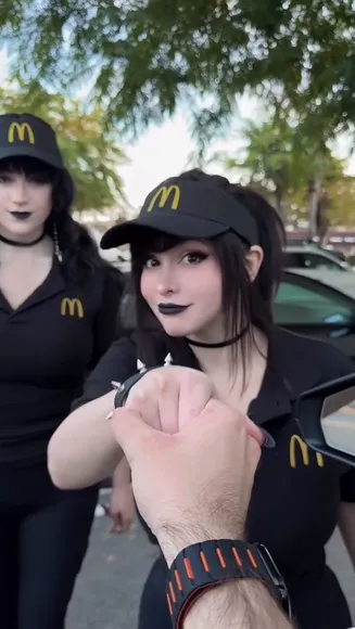 pinkchyu video thumbnail